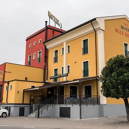 Hotel Blue Ribbon Vercelli Exterior photo
